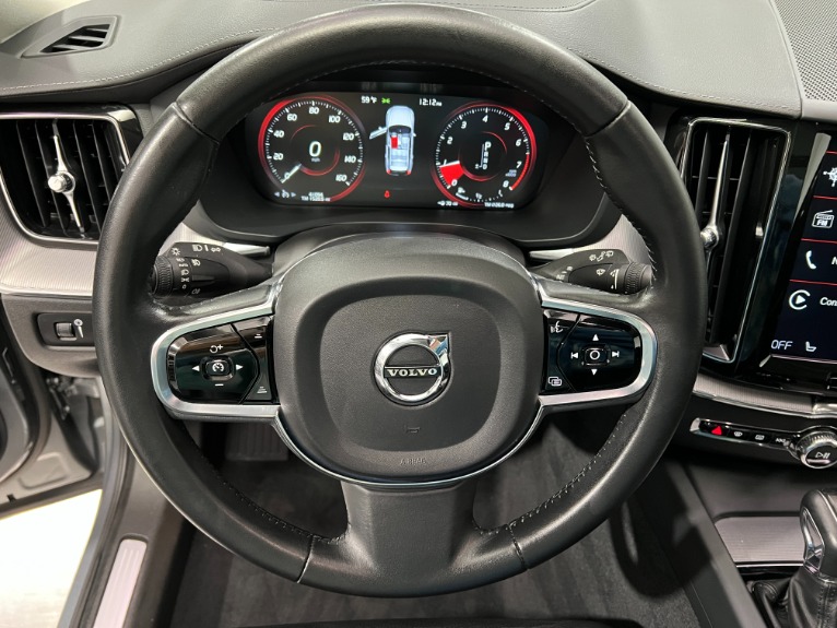 Used-2019-Volvo-XC60-T6-Inscription-AWD