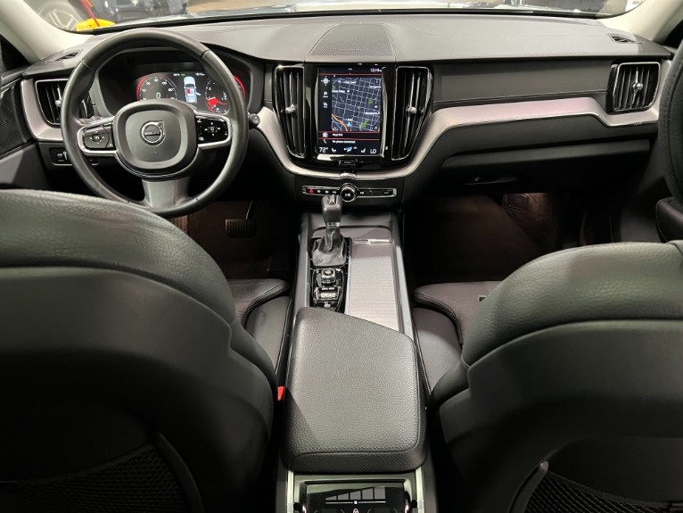 Used-2019-Volvo-XC60-T6-Inscription-AWD