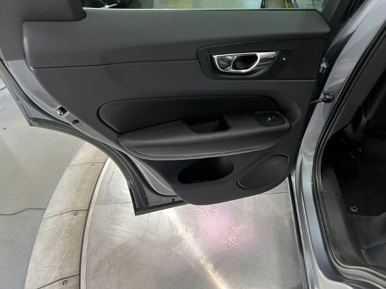 Used-2019-Volvo-XC60-T6-Inscription-AWD