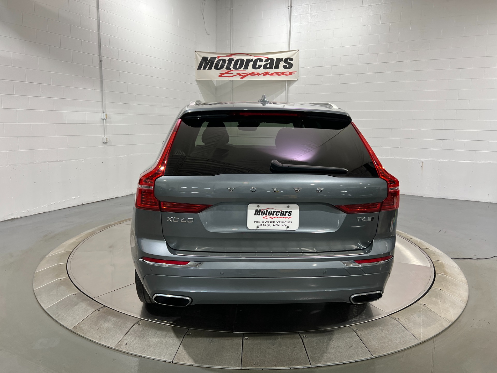 Used-2019-Volvo-XC60-T6-Inscription-AWD