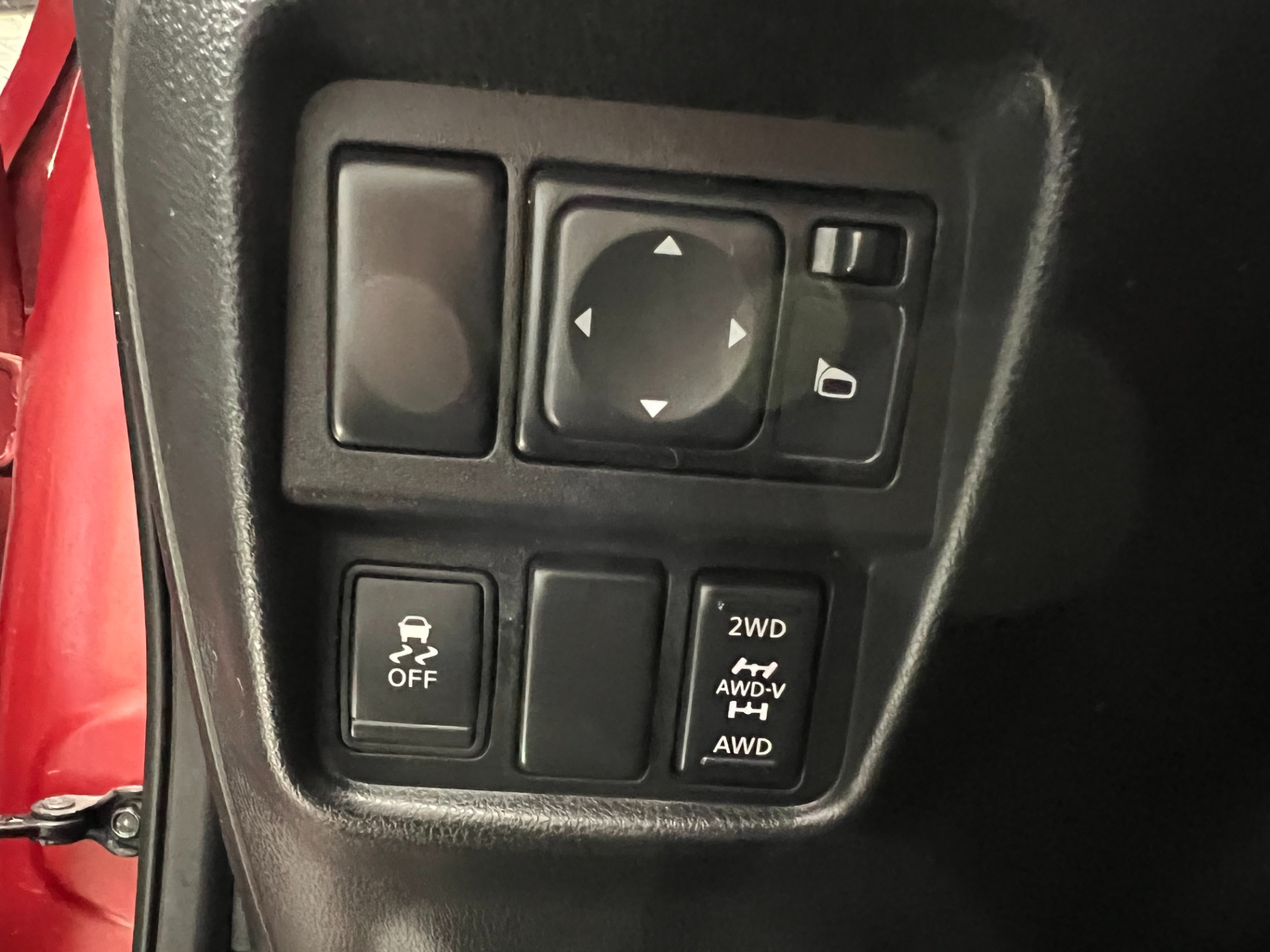Used-2013-Nissan-JUKE-SV-AWD