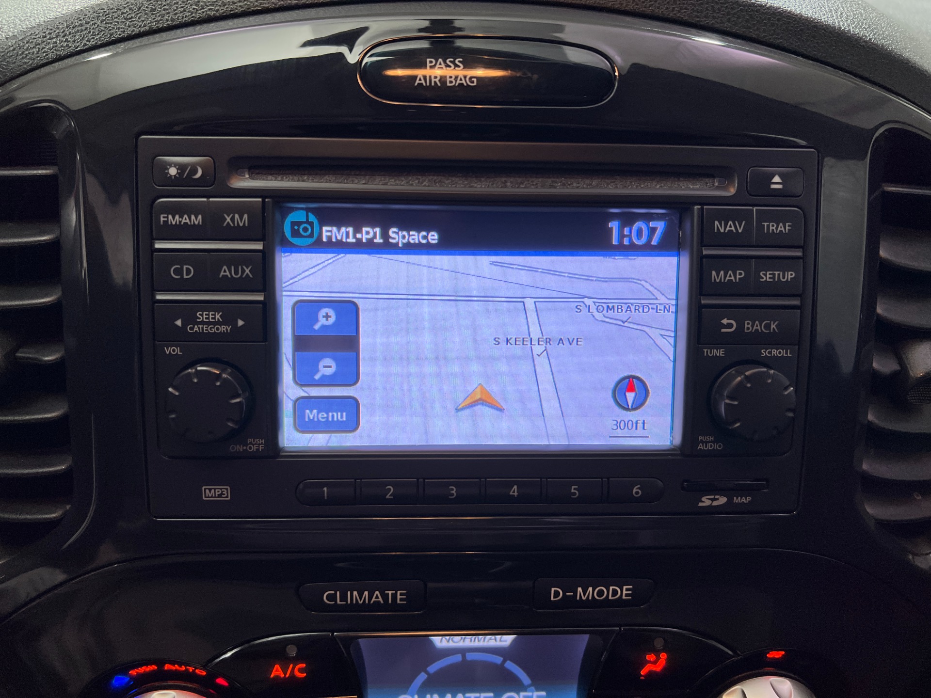 Used-2013-Nissan-JUKE-SV-AWD