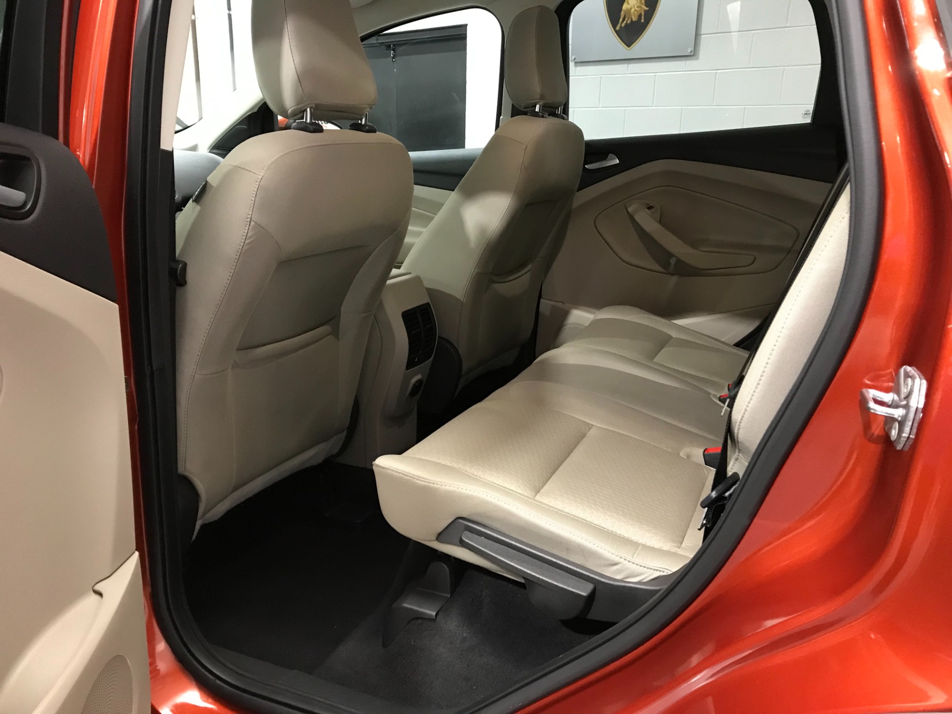 Used-2019-Ford-Escape-SE-AWD