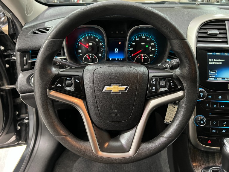 Used-2016-Chevrolet-Malibu-Limited-LT-FWD