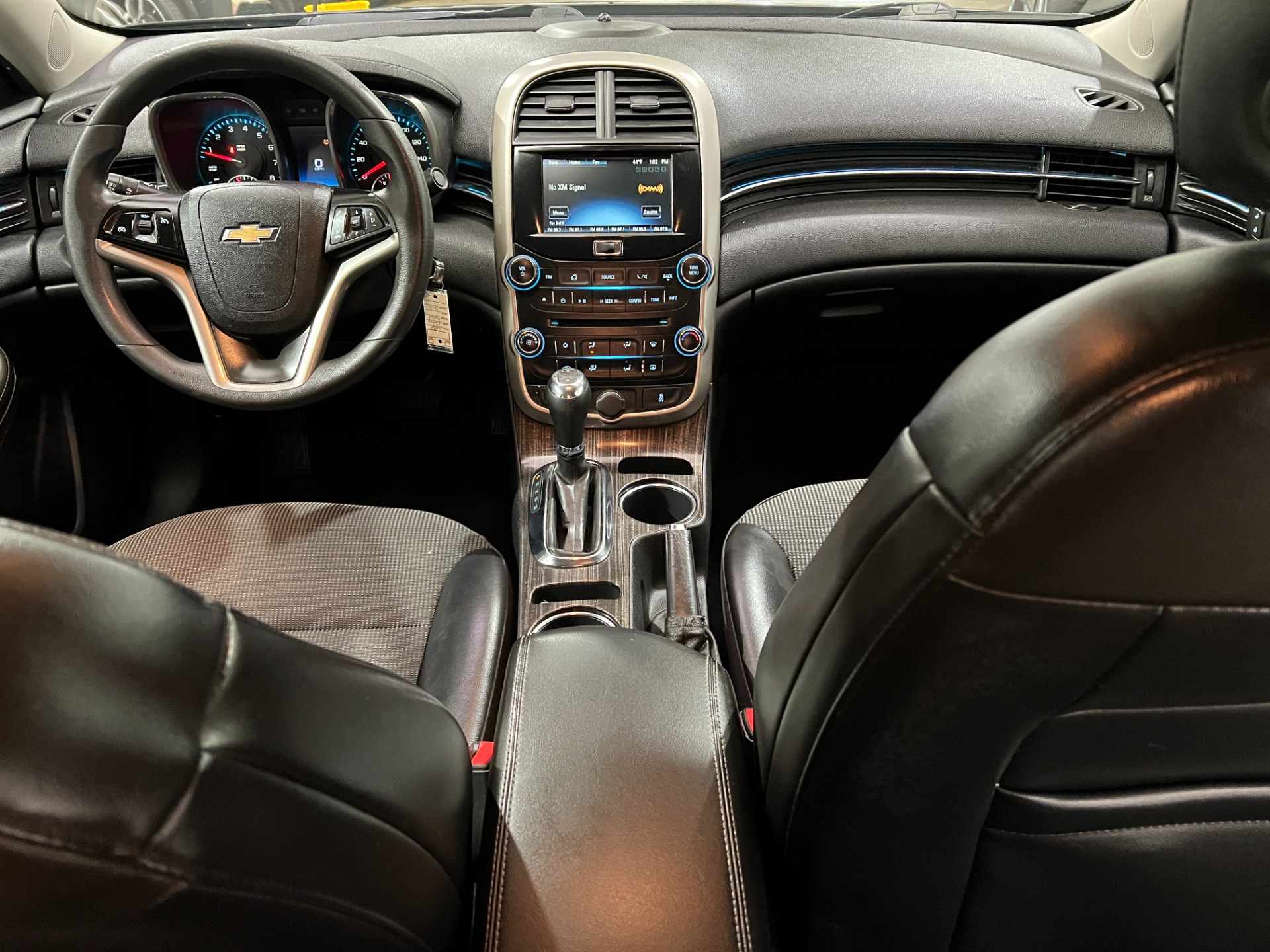 Used-2016-Chevrolet-Malibu-Limited-LT-FWD