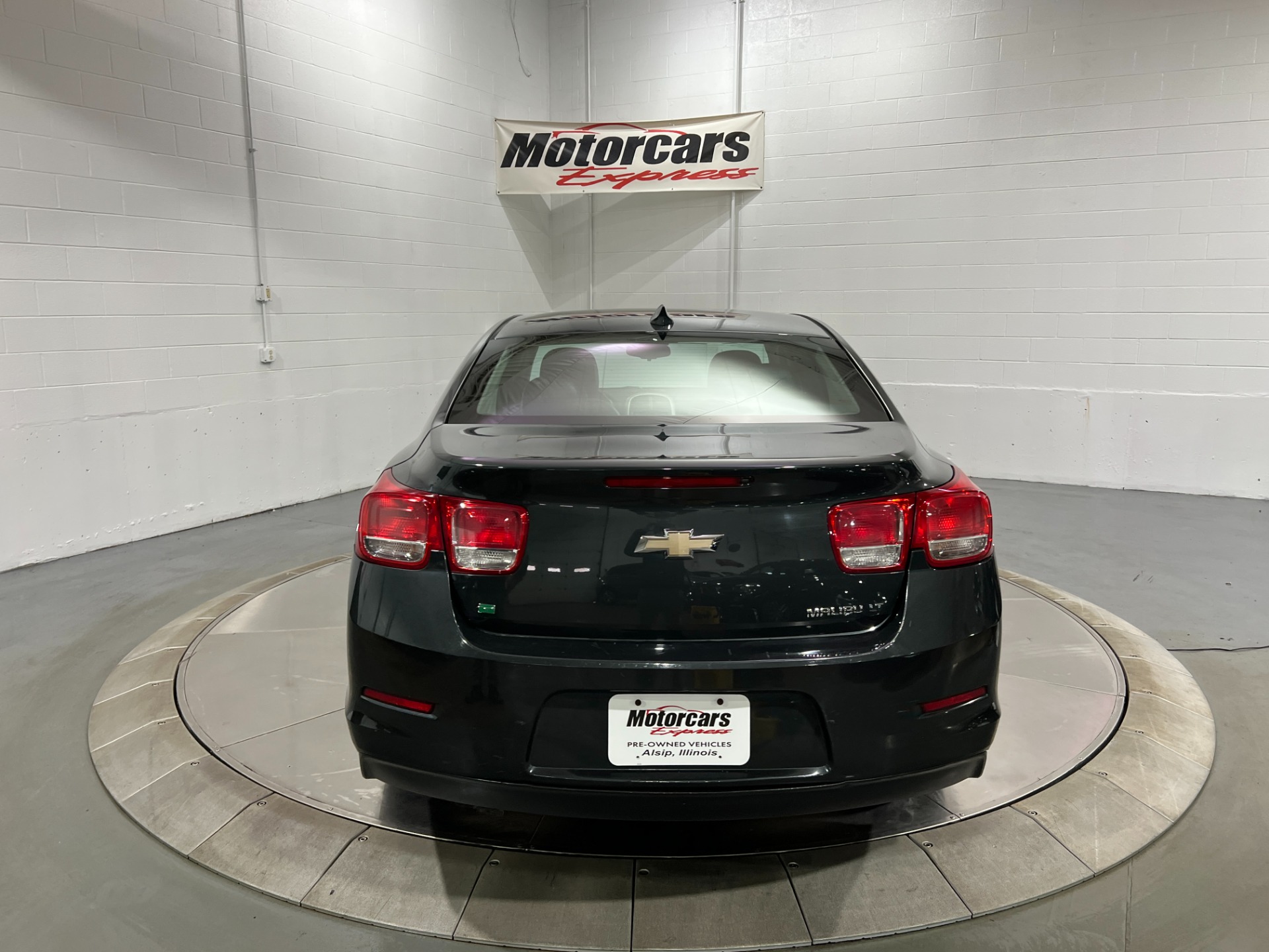Used-2016-Chevrolet-Malibu-Limited-LT-FWD