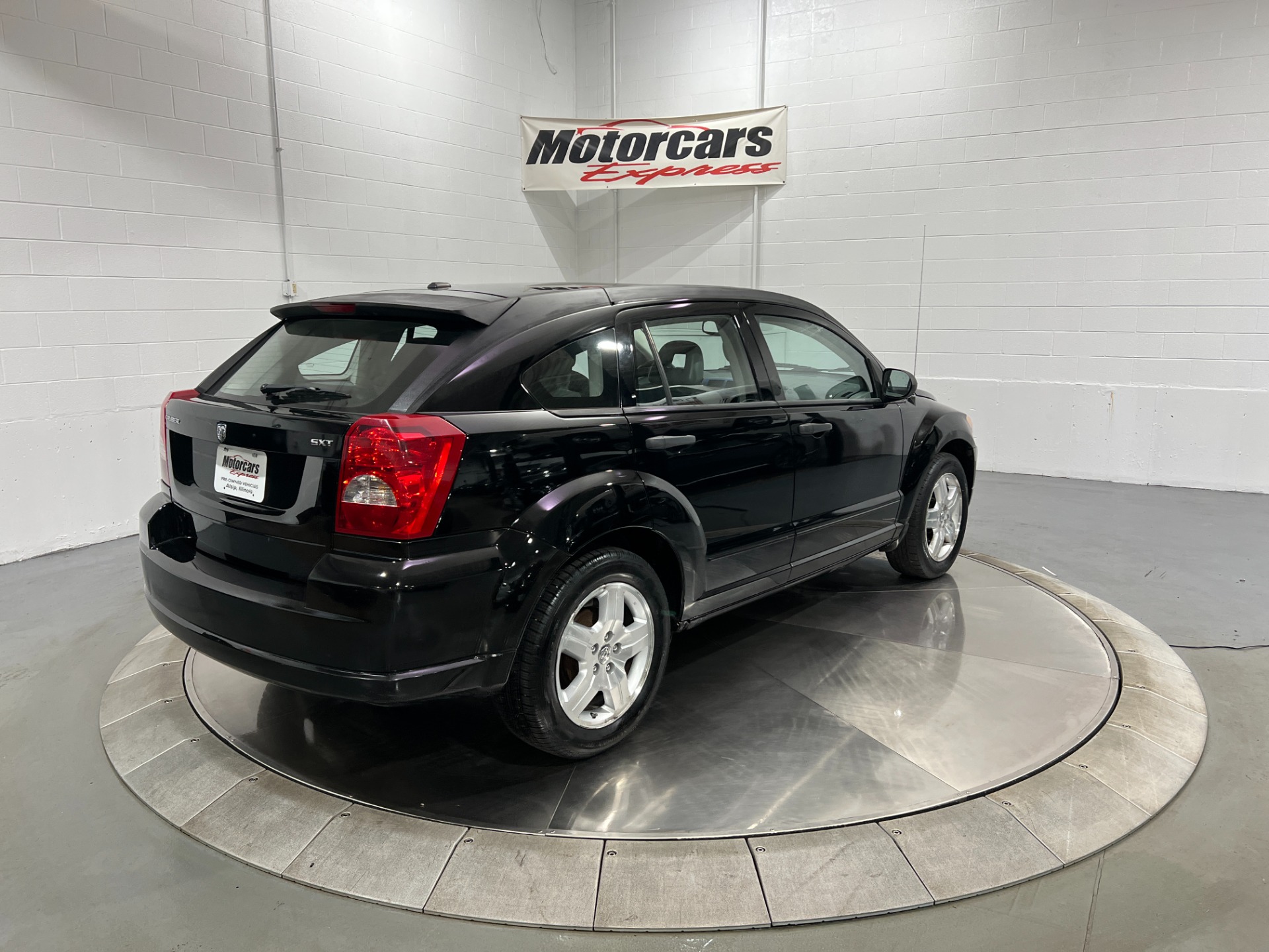 Used-2007-Dodge-Caliber-SXT-FWD