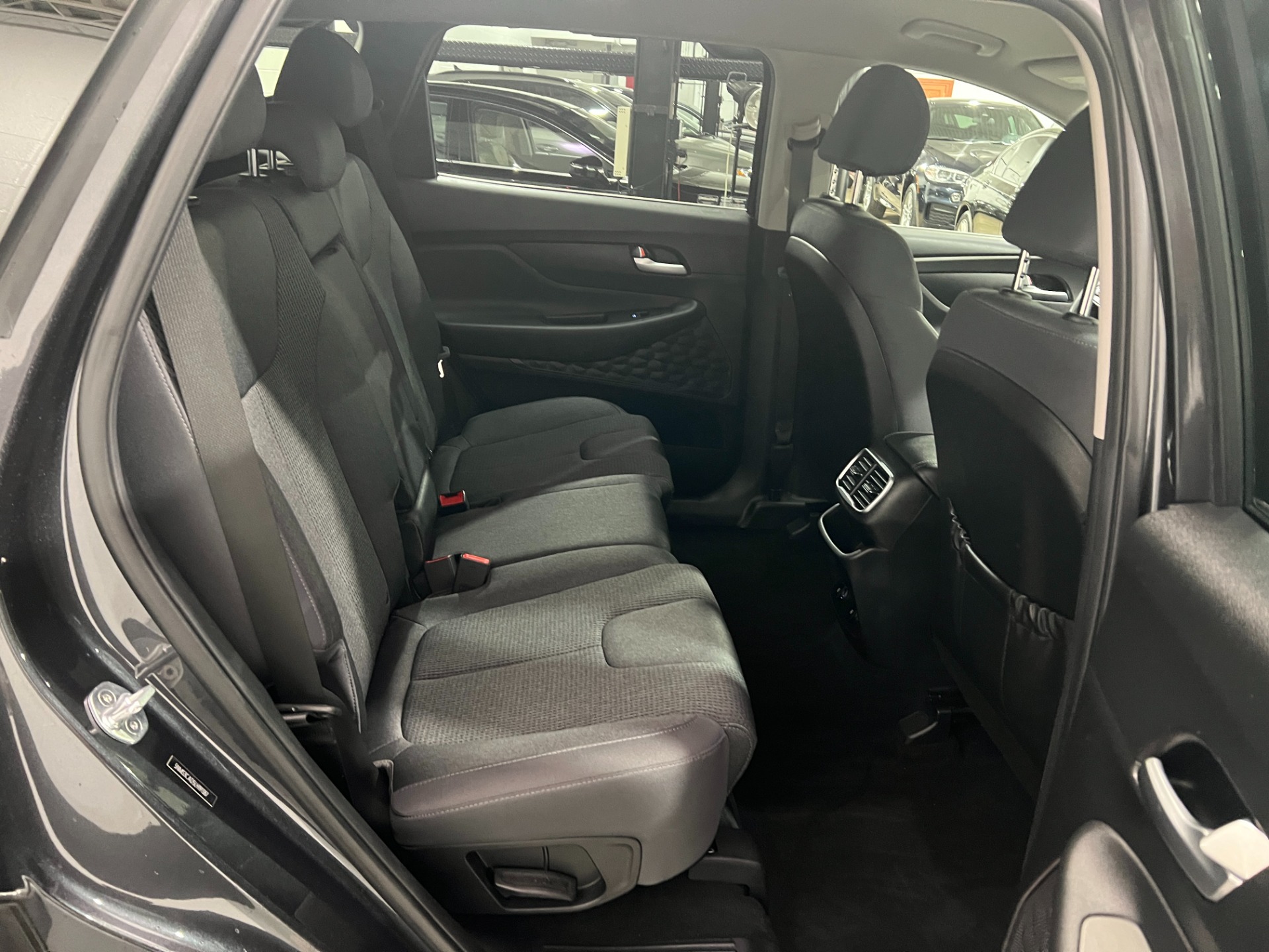 Used-2020-Hyundai-SANTA-FE-SEL-AWD