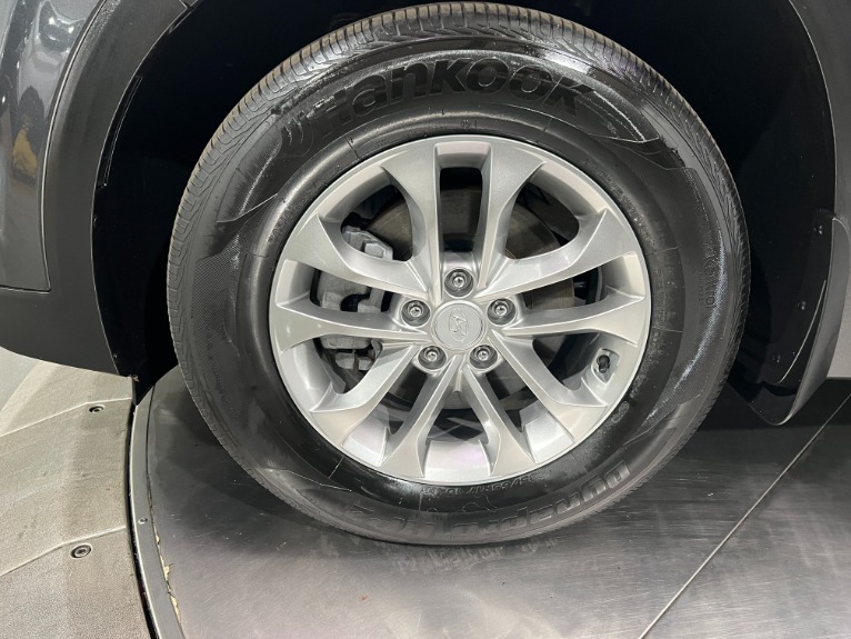 Used-2020-Hyundai-SANTA-FE-SEL-AWD