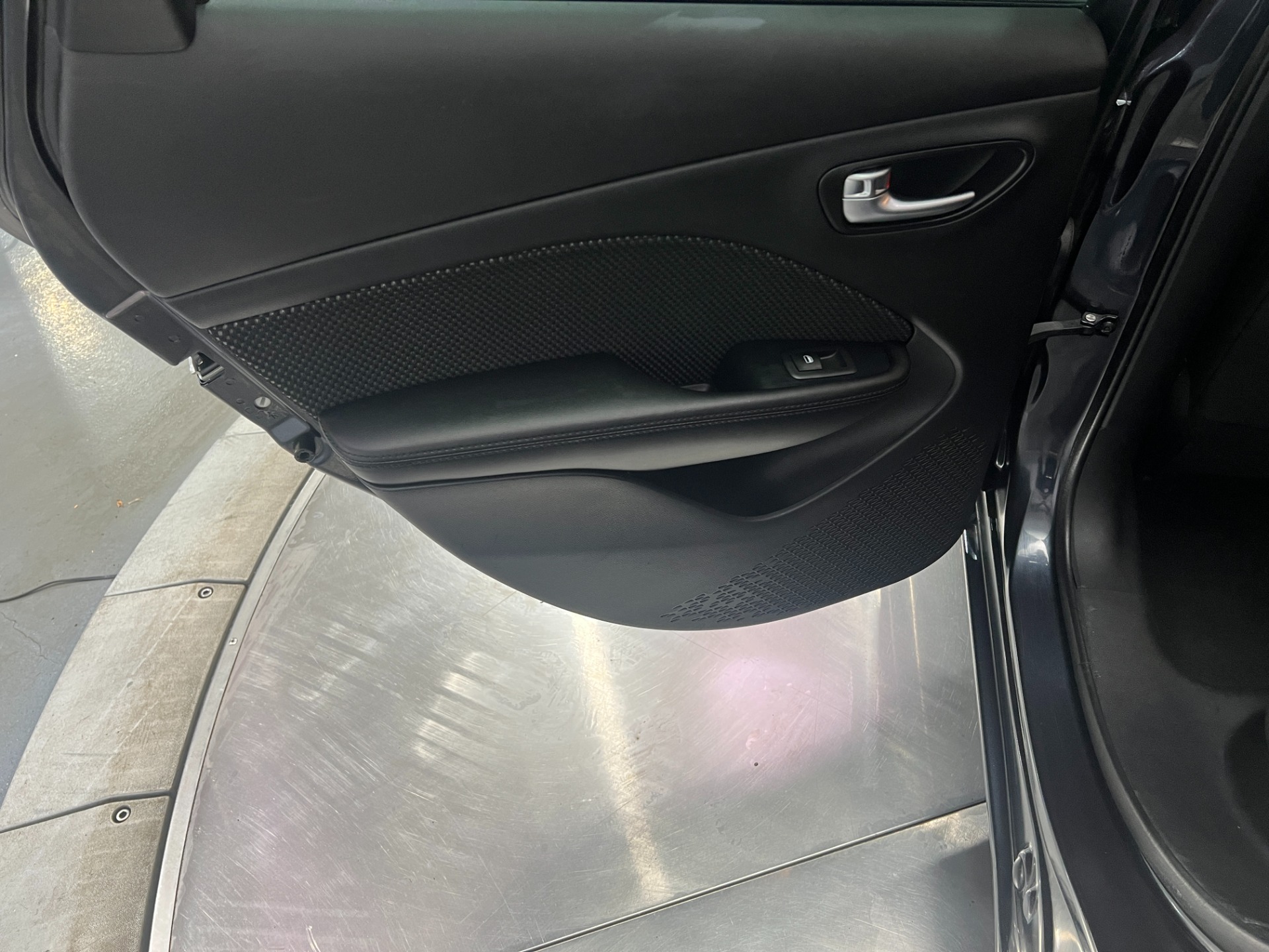 Used-2014-Dodge-Dart-SXT-FWD