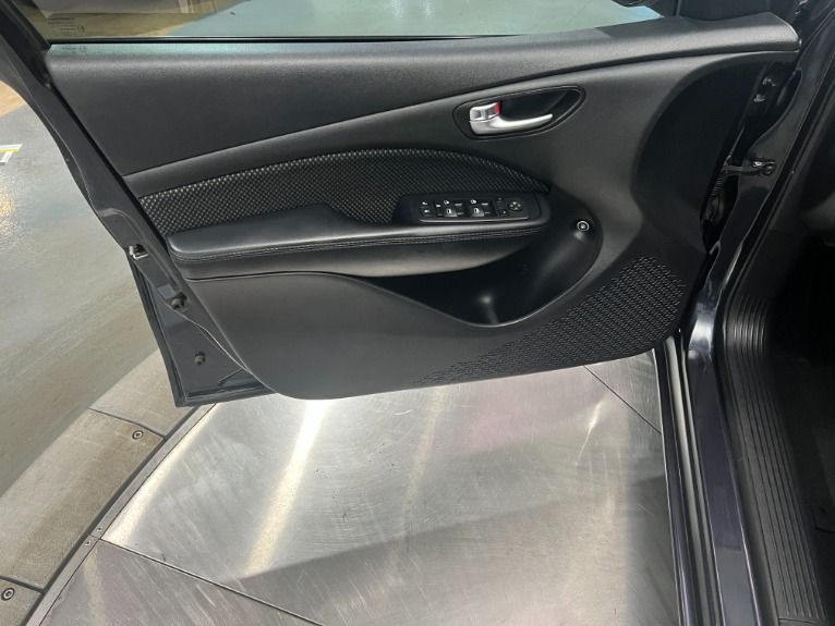 Used-2014-Dodge-Dart-SXT-FWD
