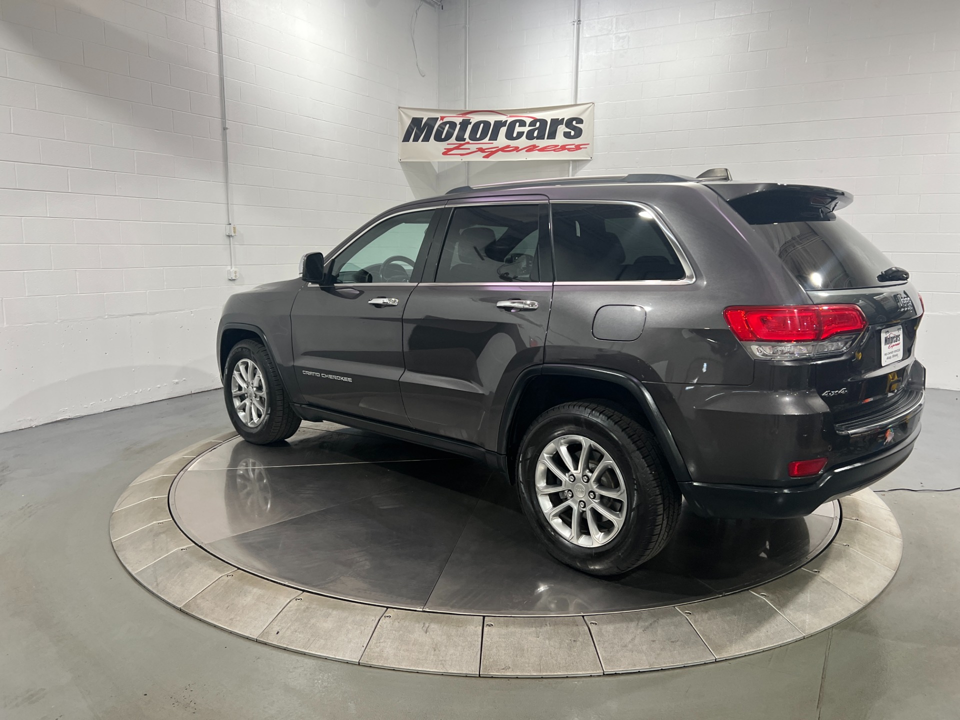 Used-2015-Jeep-Grand-Cherokee-Limited-4X4