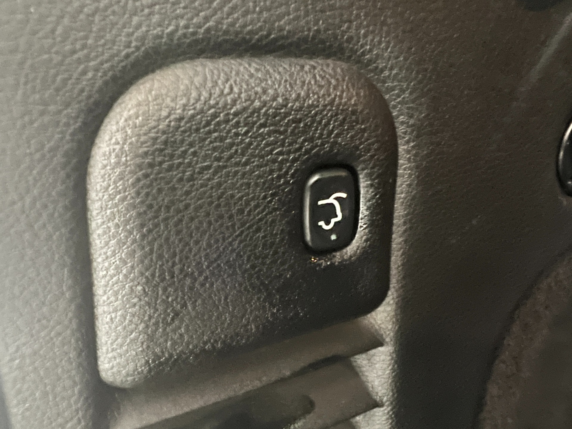 Used-2015-Jeep-Grand-Cherokee-Limited-4X4