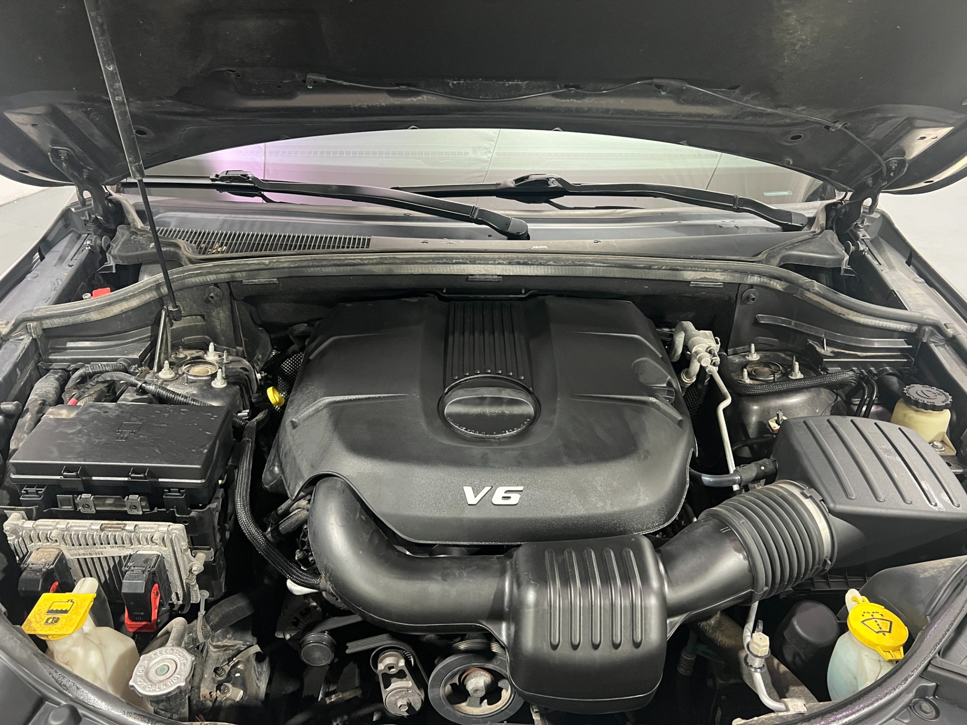 Used-2015-Jeep-Grand-Cherokee-Limited-4X4