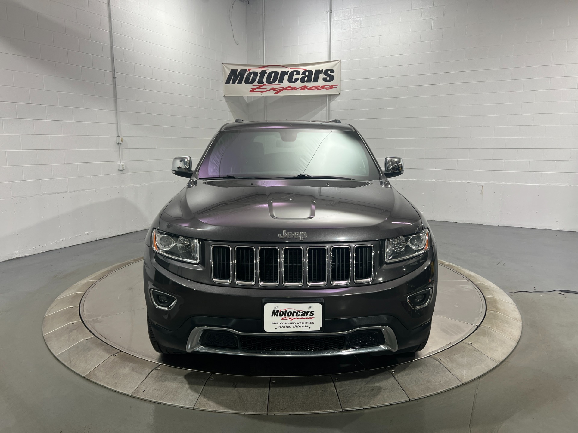 Used-2015-Jeep-Grand-Cherokee-Limited-4X4