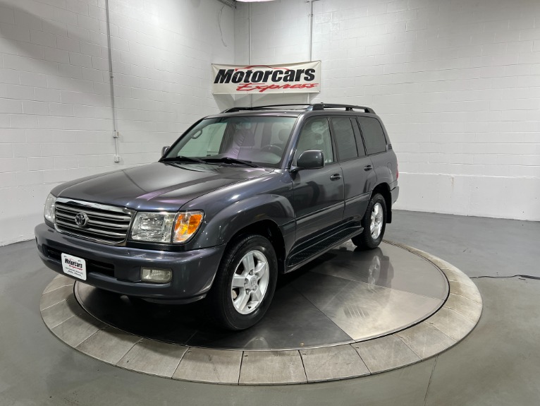Used-2005-Toyota-Land-Cruiser-AWD