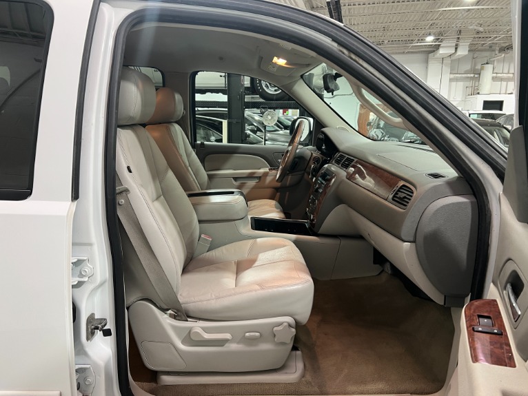 Used-2011-Chevrolet-Tahoe-LT-4X4