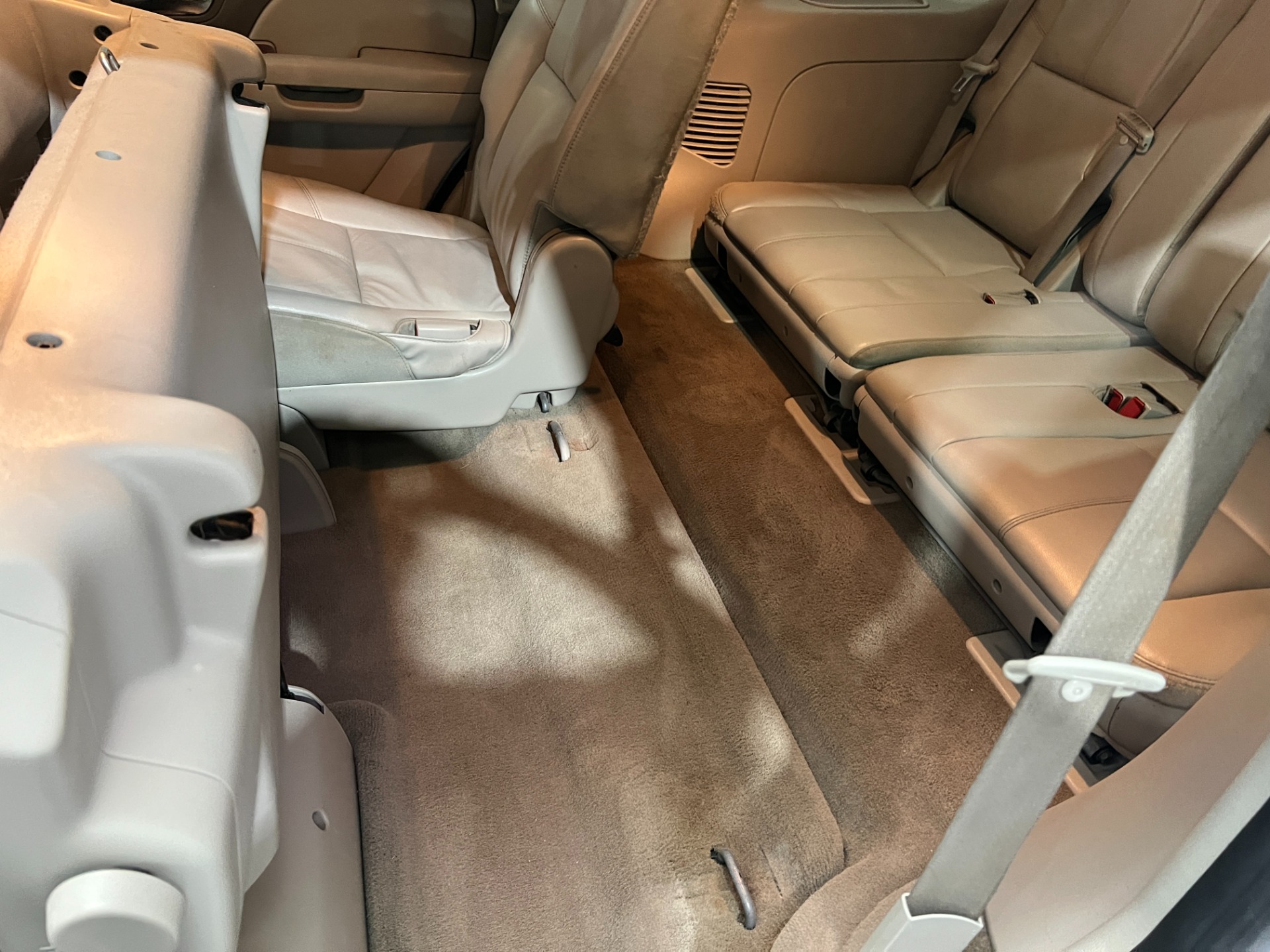 Used-2011-Chevrolet-Tahoe-LT-4X4
