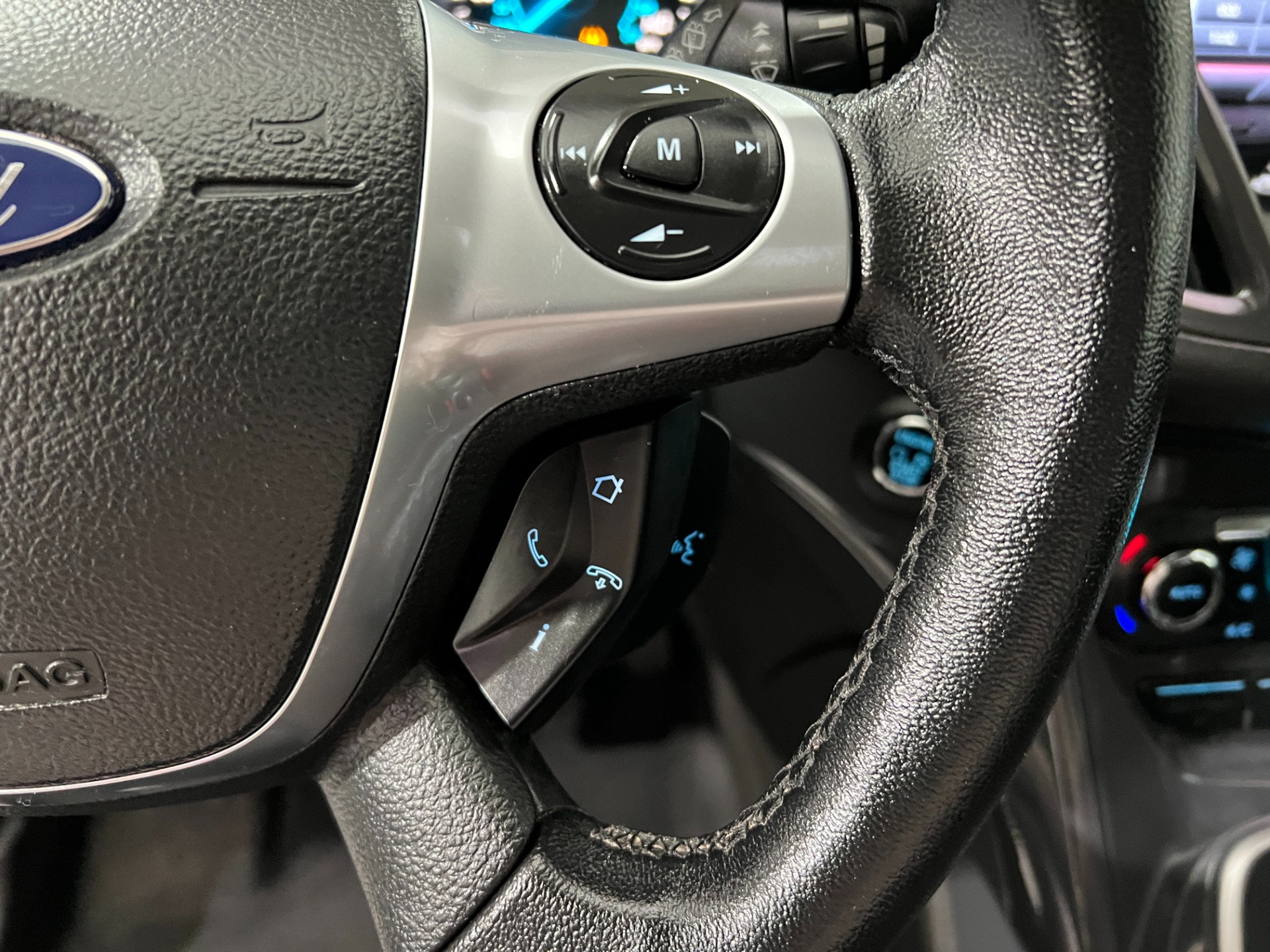 Used-2013-Ford-Escape-Titanium-FWD