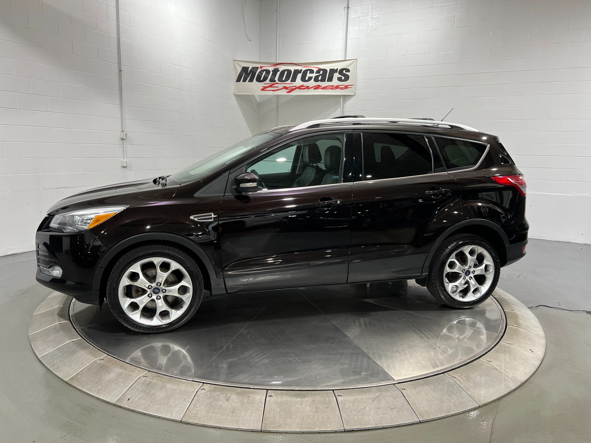 Used-2013-Ford-Escape-Titanium-FWD