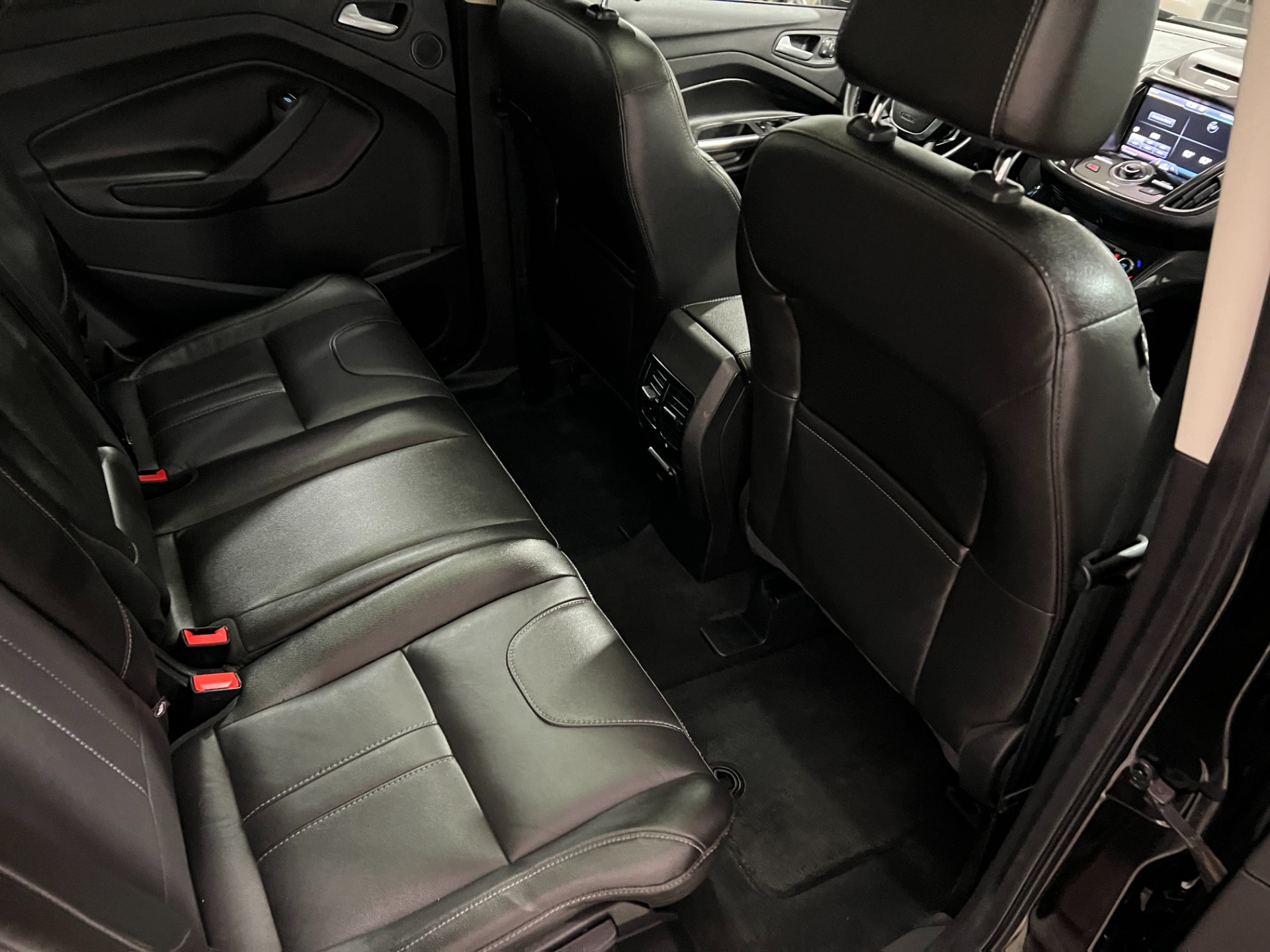 Used-2013-Ford-Escape-Titanium-FWD