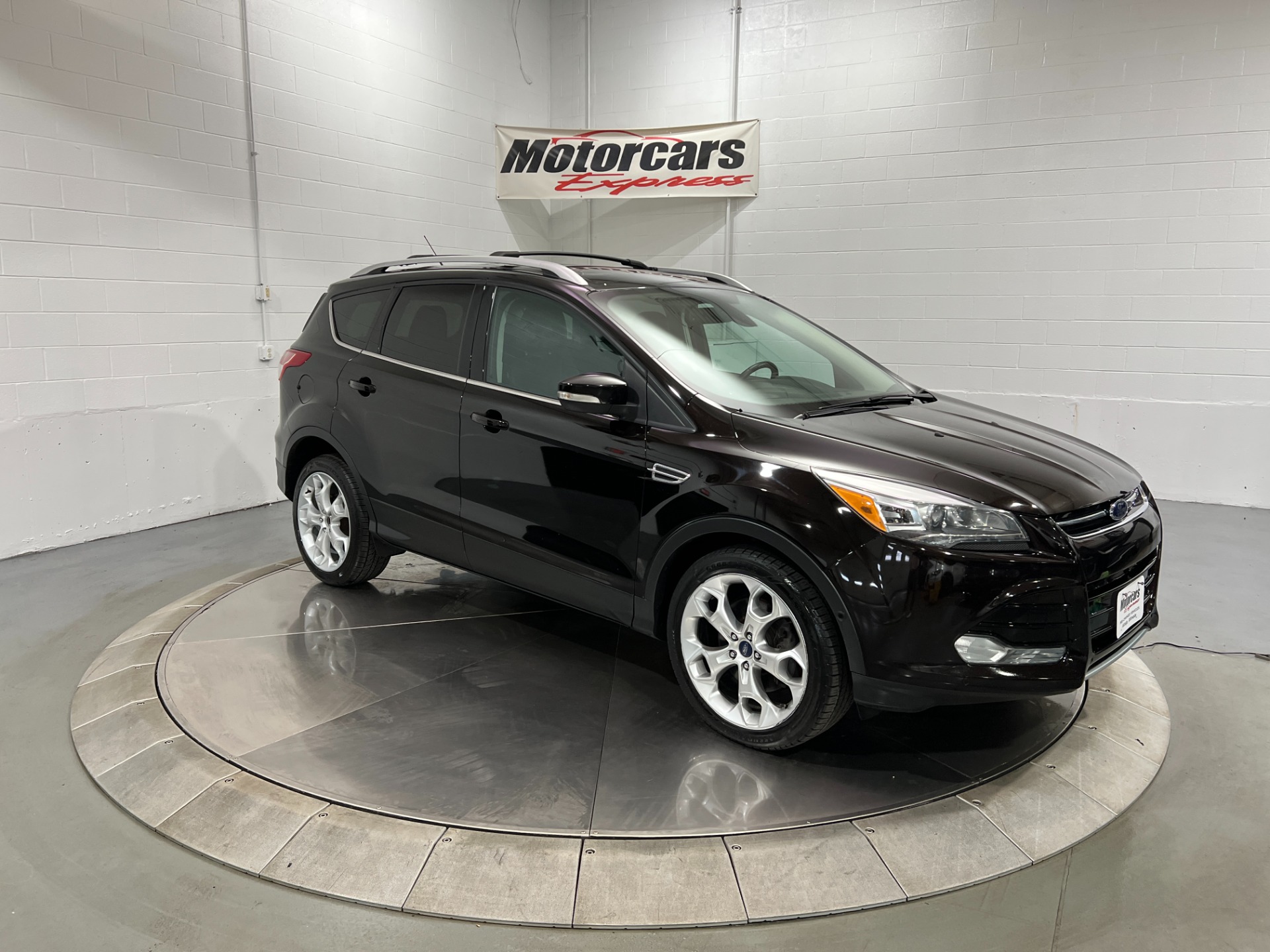 Used-2013-Ford-Escape-Titanium-FWD