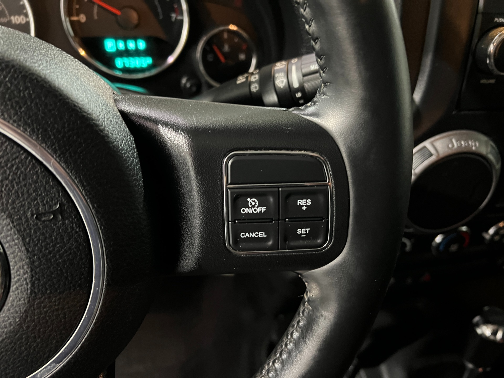 Used-2017-Jeep-Wrangler-Unlimited-Sport-S-4x4