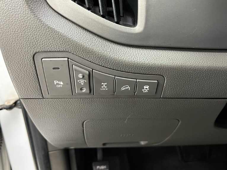 Used-2011-Kia-Sportage-EX-AWD