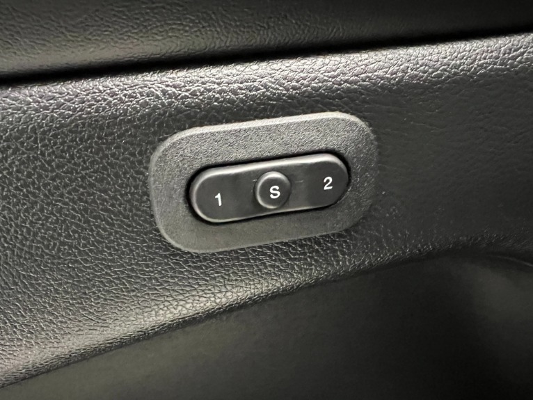 Used-2015-Jeep-Grand-Cherokee-Limited-4X4