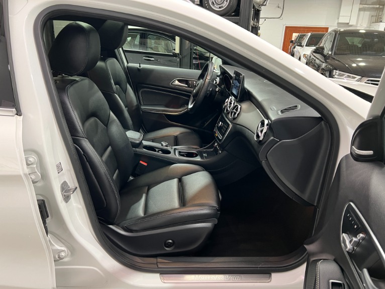 Used-2020-Mercedes-Benz-GLA-GLA-250-4MATIC