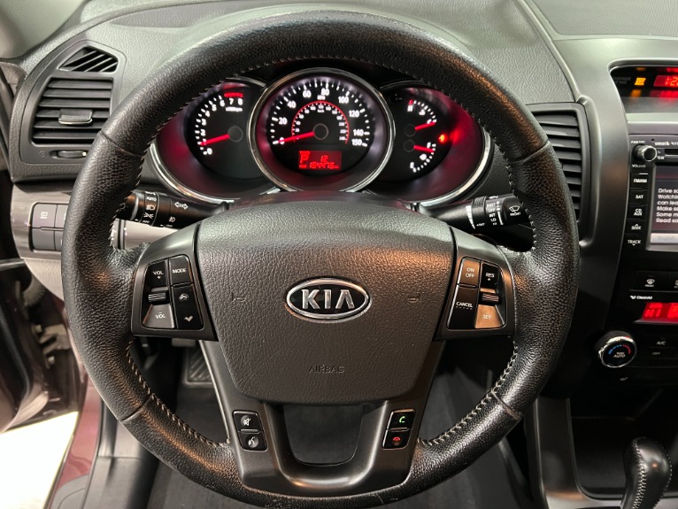 Used-2011-Kia-Sorento-EX-FWD