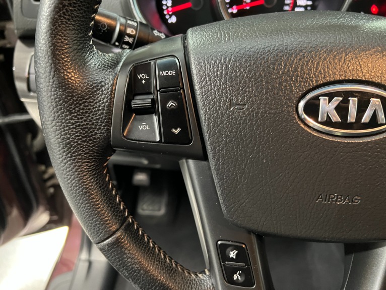 Used-2011-Kia-Sorento-EX-FWD