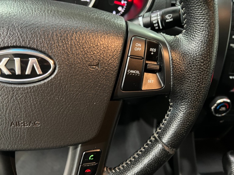 Used-2011-Kia-Sorento-EX-FWD