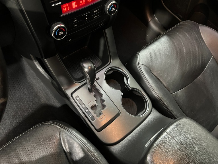 Used-2011-Kia-Sorento-EX-FWD