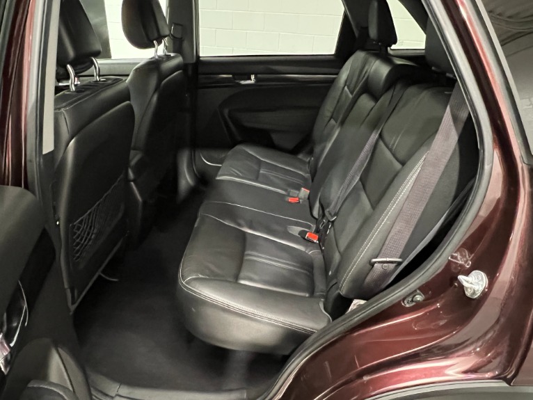 Used-2011-Kia-Sorento-EX-FWD
