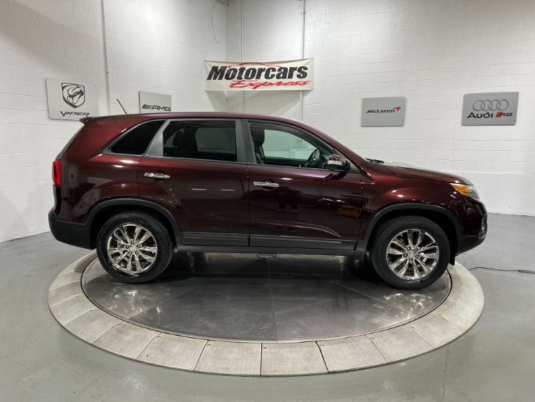 Used-2011-Kia-Sorento-EX-FWD