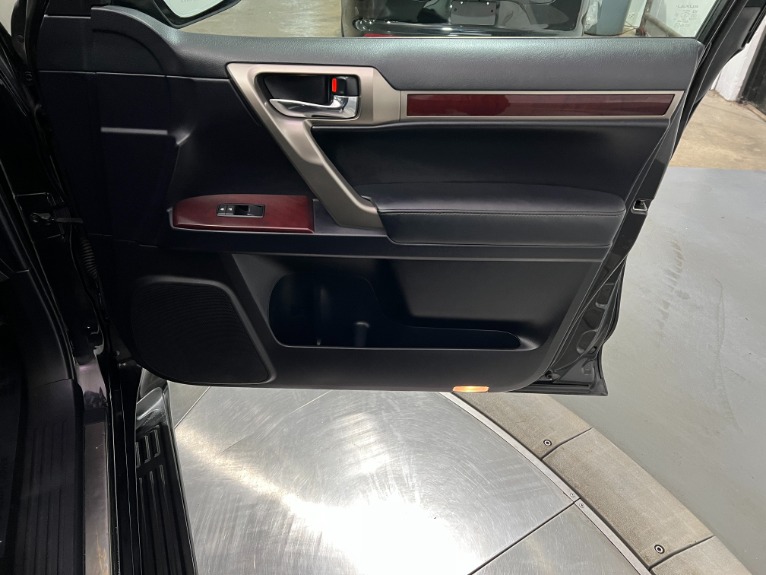 Used-2018-Lexus-GX-460-AWD