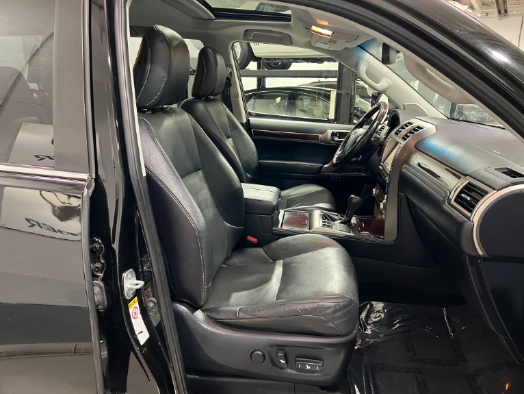 Used-2018-Lexus-GX-460-AWD