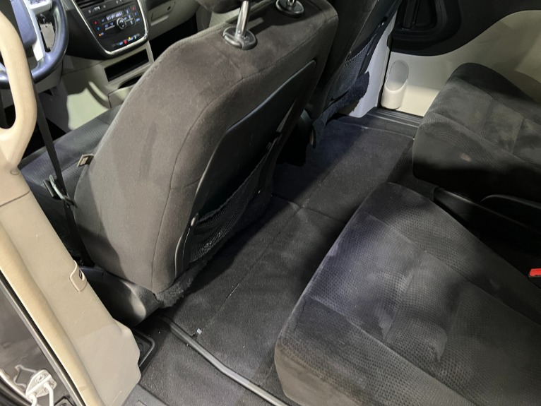 Used-2014-Chrysler-Town-and-Country-Touring-FWD