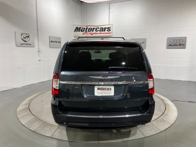 Used-2014-Chrysler-Town-and-Country-Touring-FWD