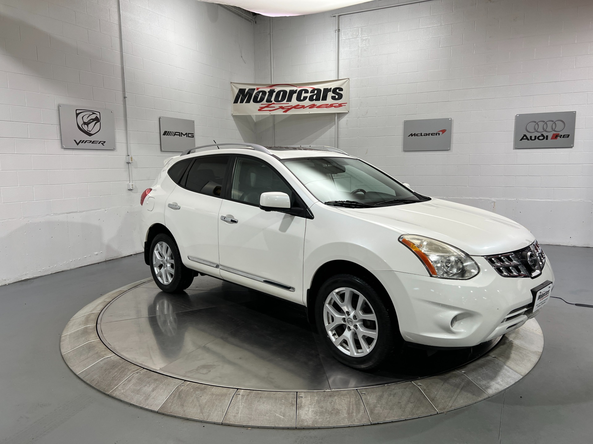 Used-2012-Nissan-Rogue-SV-w/SL-Package-AWD