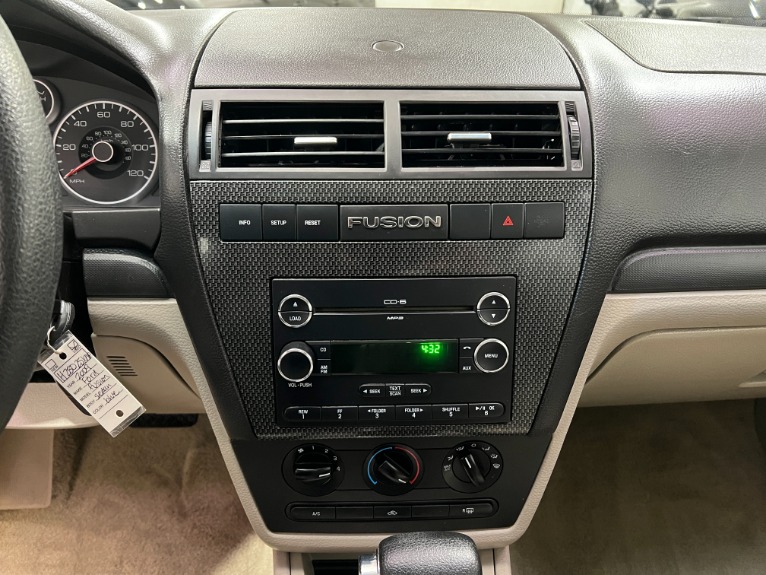 Used-2009-Ford-Fusion-SE-FWD