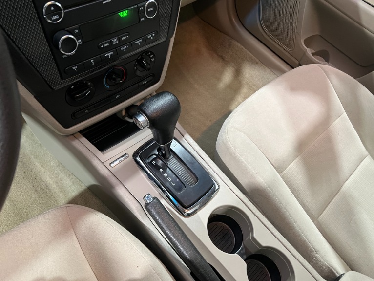 Used-2009-Ford-Fusion-SE-FWD