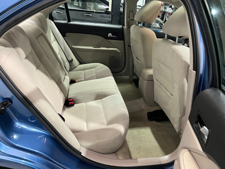 Used-2009-Ford-Fusion-SE-FWD