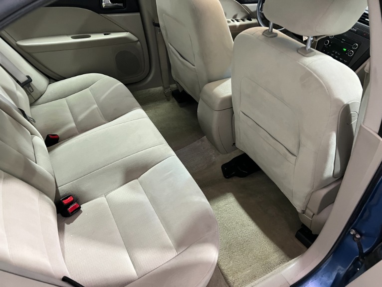 Used-2009-Ford-Fusion-SE-FWD