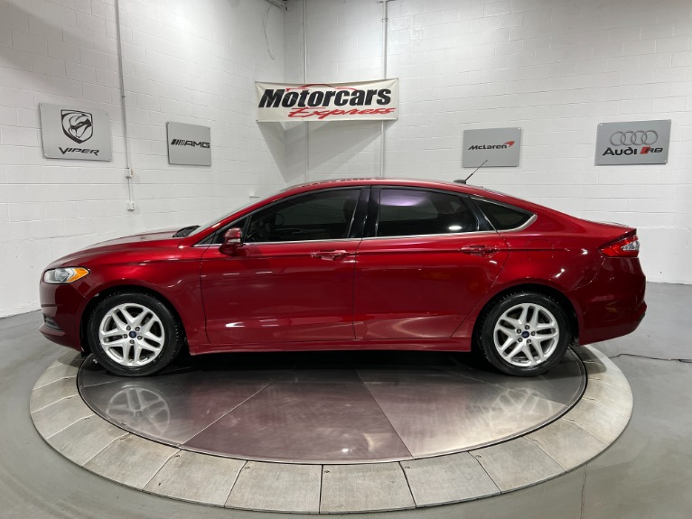 Used-2016-Ford-Fusion-SE-FWD
