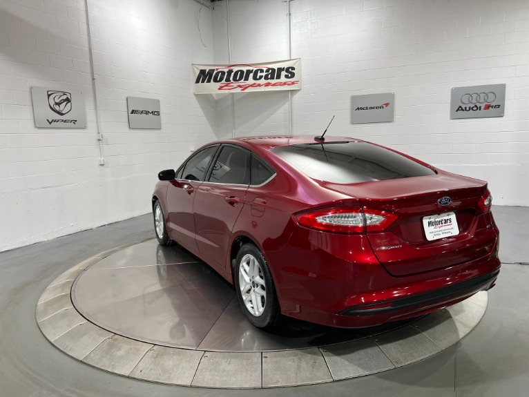 Used-2016-Ford-Fusion-SE-FWD