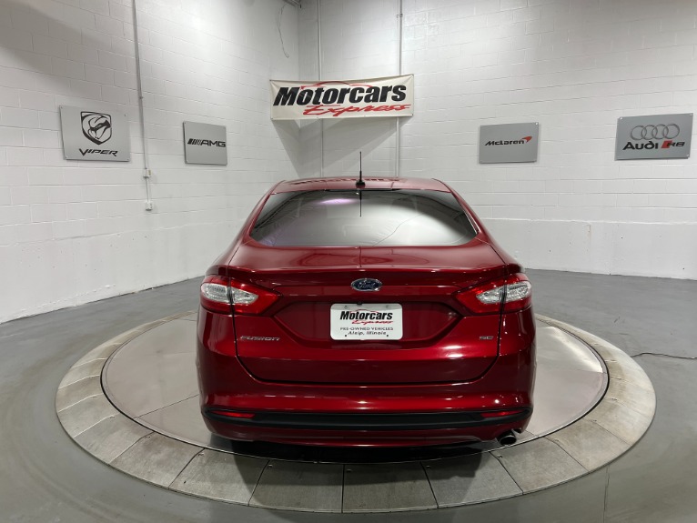 Used-2016-Ford-Fusion-SE-FWD