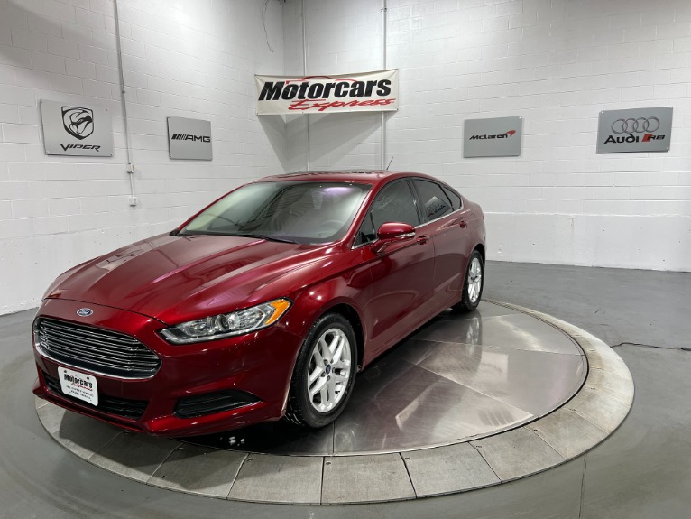 Used-2016-Ford-Fusion-SE-FWD