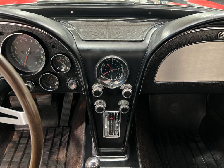 Used-1967-Chevrolet-Corvette-Stingray-Convertible-427-400Hp-4-Speed